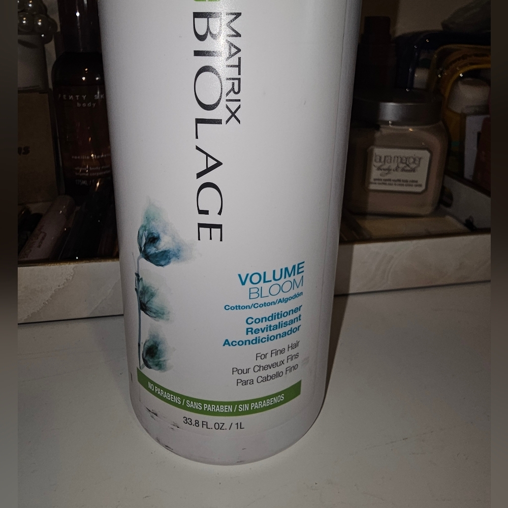 Matrix Biolage Volume Bloom Conditoner Jumbo Size - Picture 2 of 5